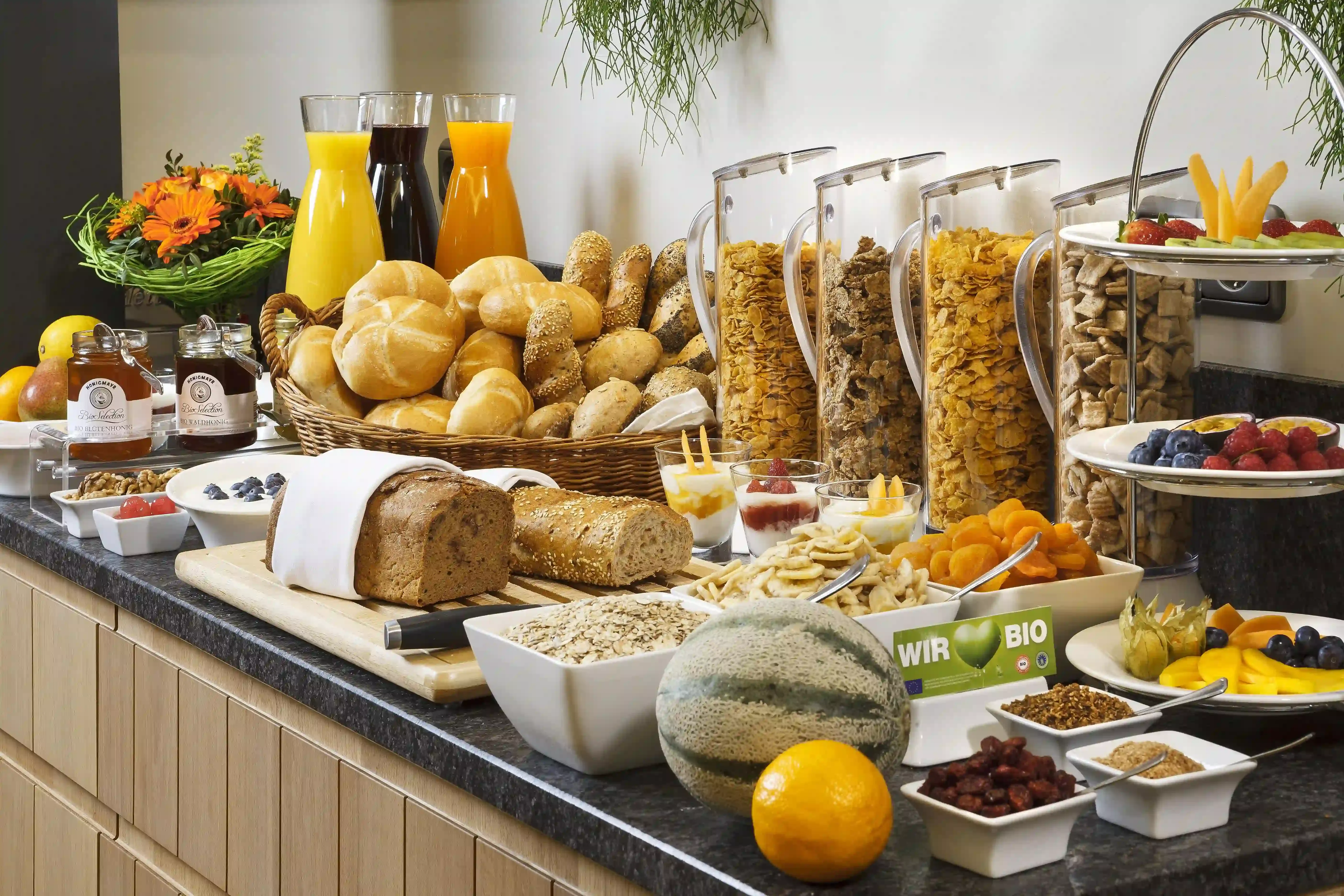 Beyond Scrambled Eggs: Fresh Hotel Buffet Breakfast Ideas