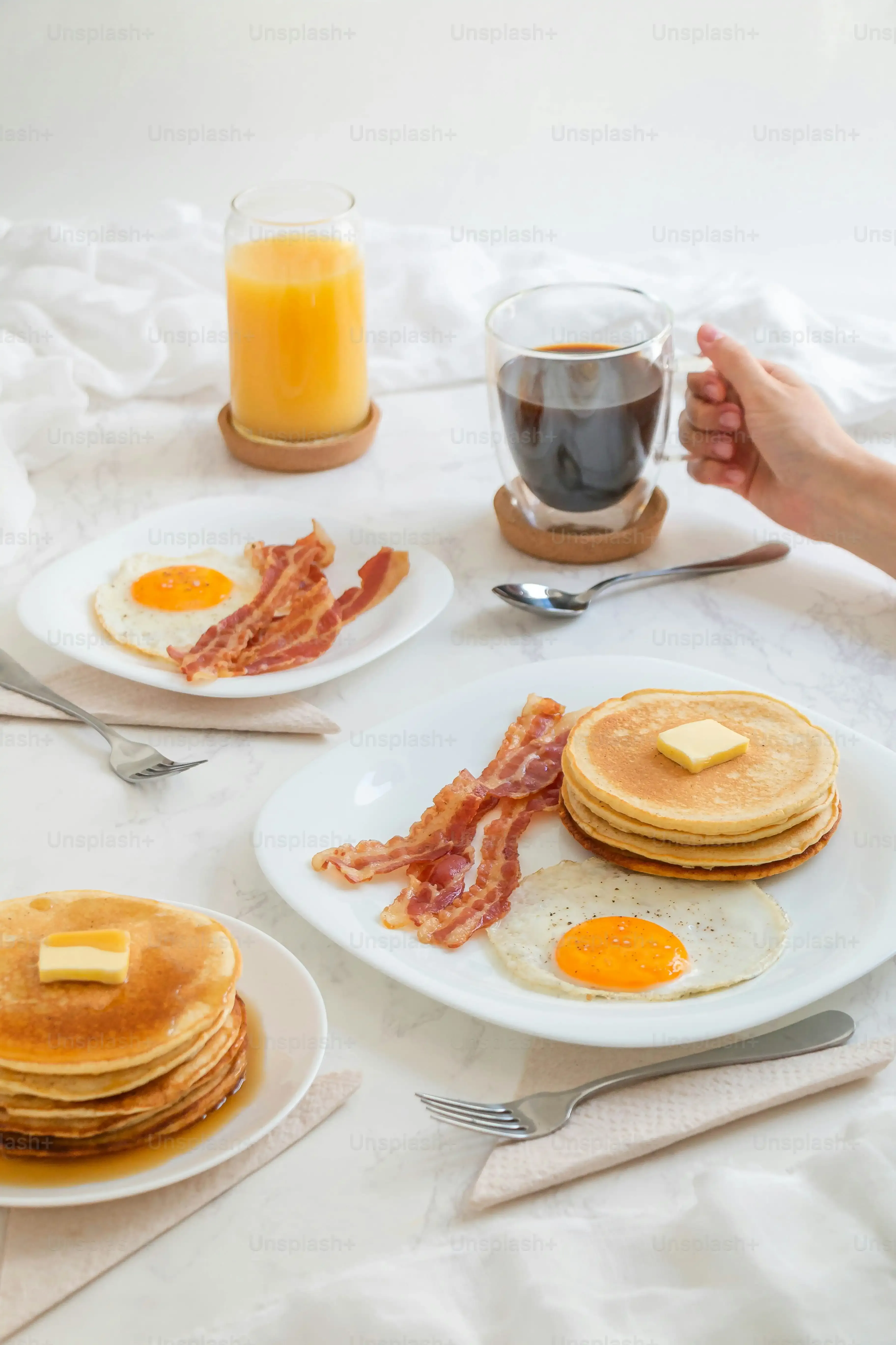 Beyond the Buffet: SitDown Breakfast Ideas That Impress