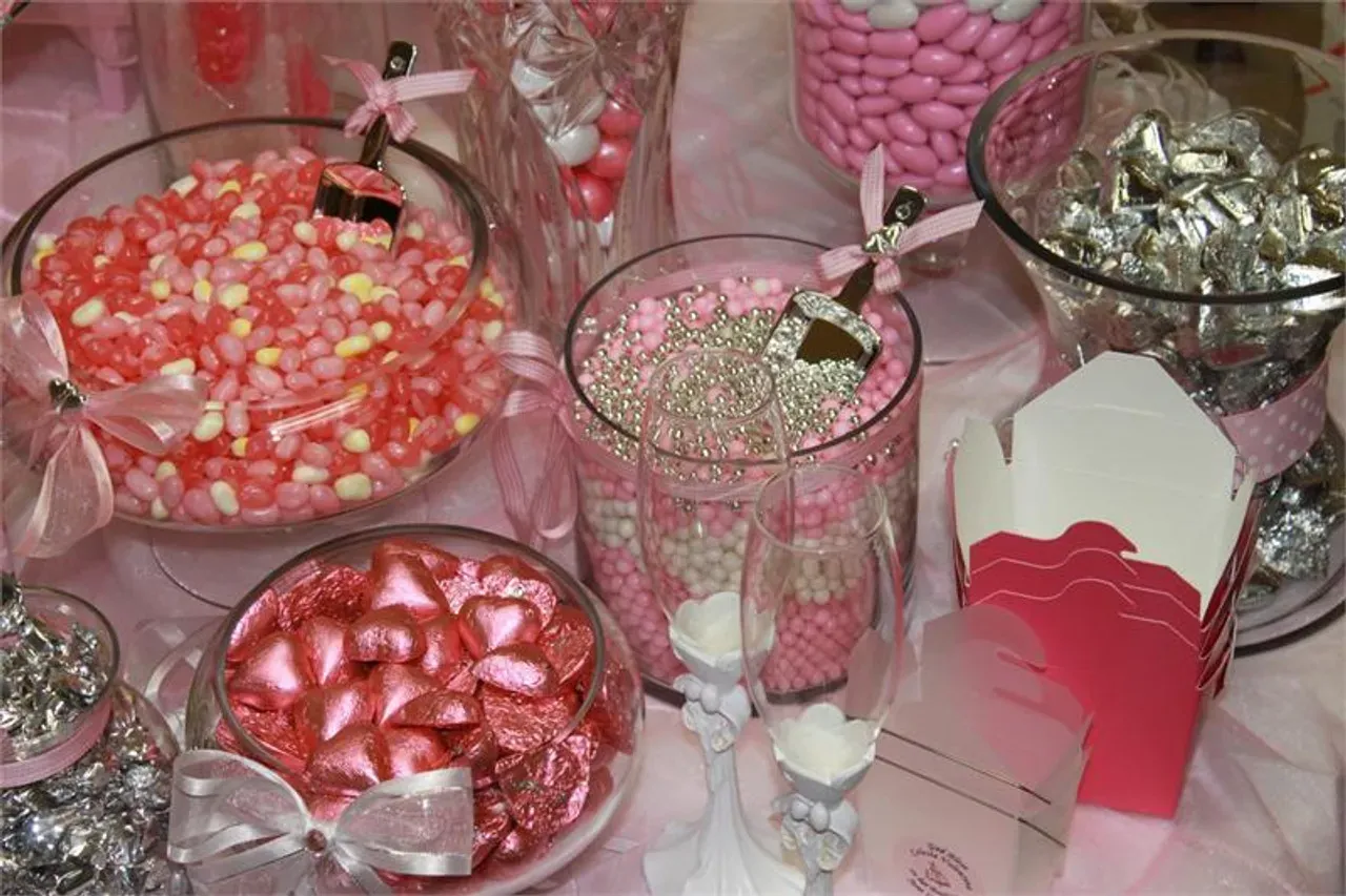 Creative candy buffet ideas for bridal shower