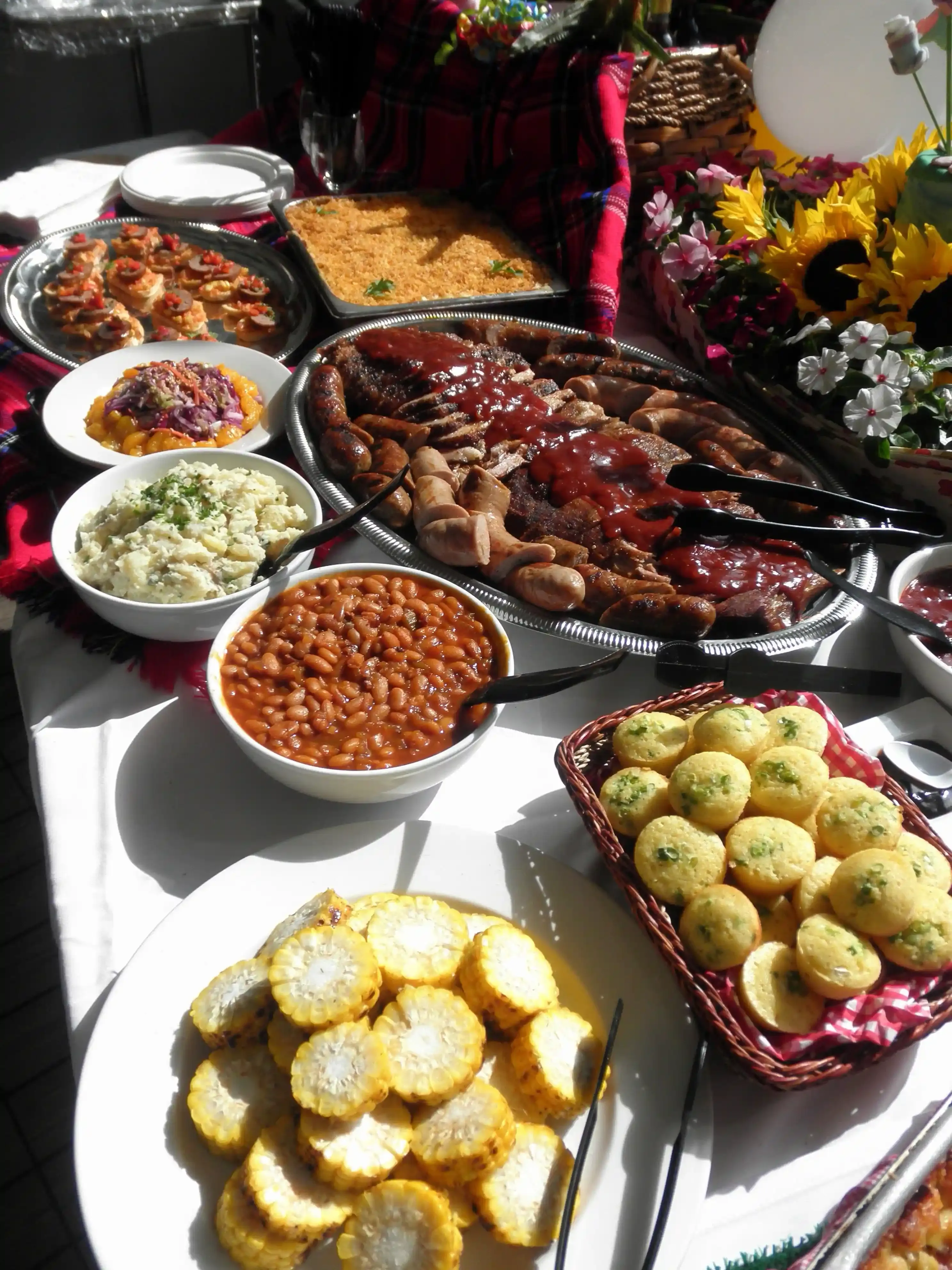 Smart Cheap Wedding Buffet Ideas: Delicious & Affordable