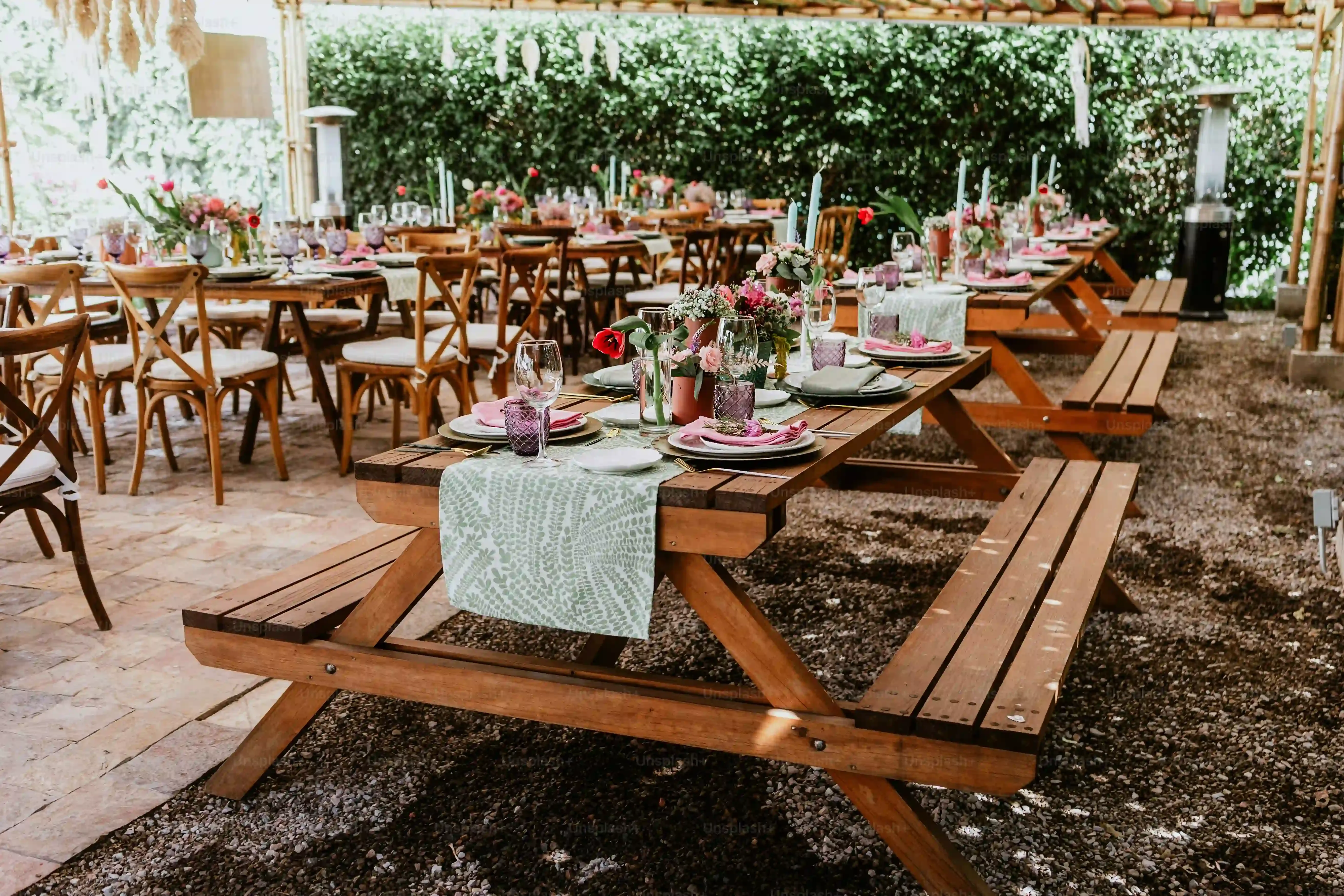 Elevating the Experience: Presentation for Outdoor Buffets