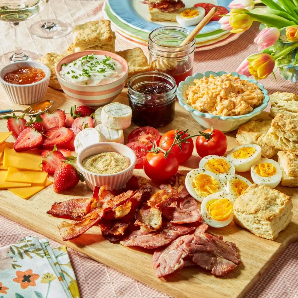 Handling the Crowd: Tips for a Smooth Christmas Day Breakfast Buffet