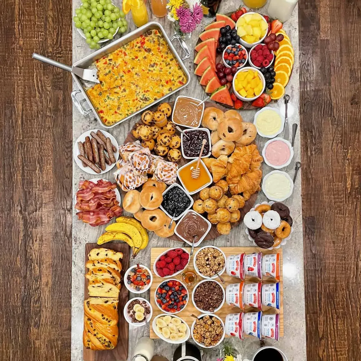 Making Your Large Brunch Easy and Memorable