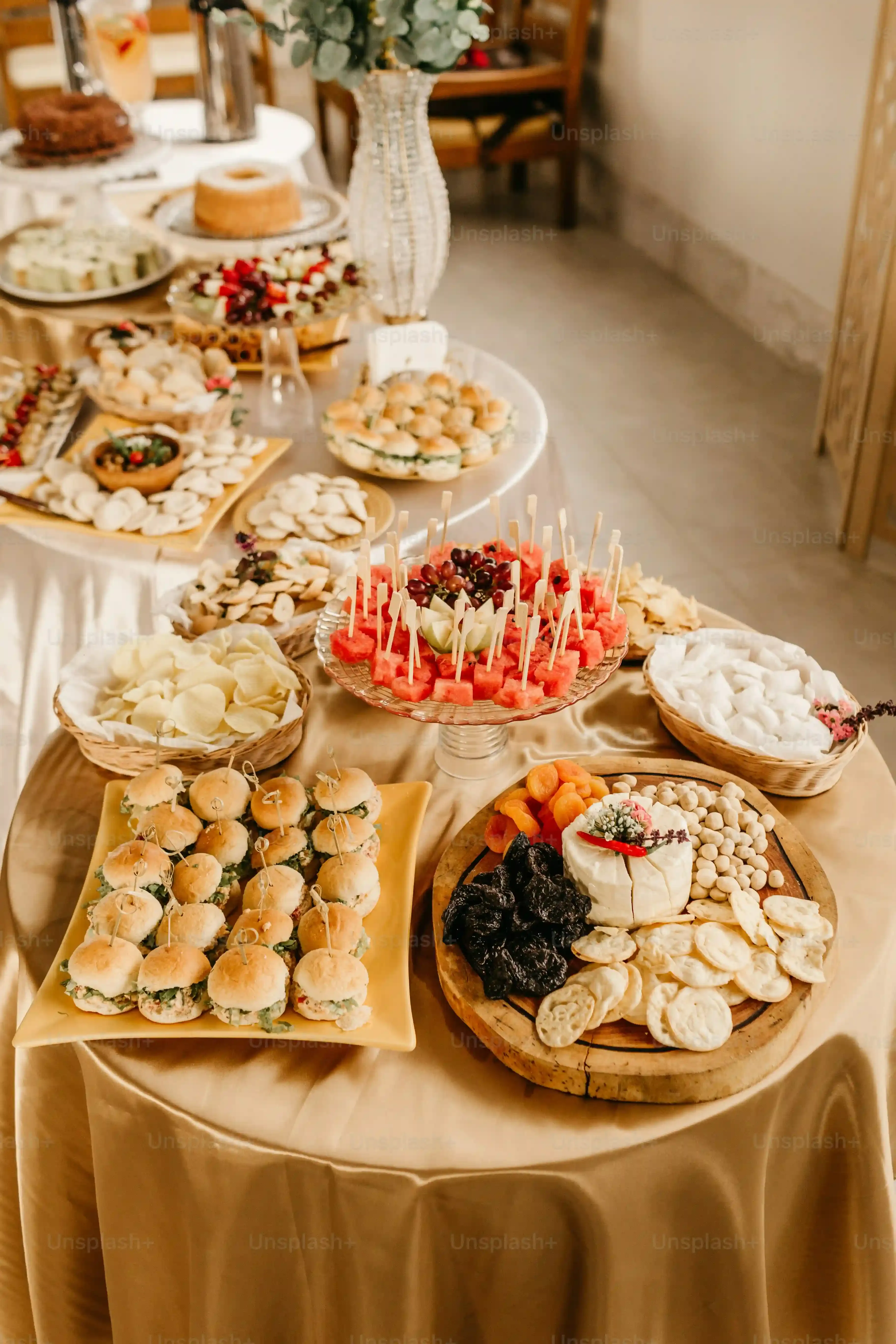 Making Your Wedding Day Breakfast Buffet Shine