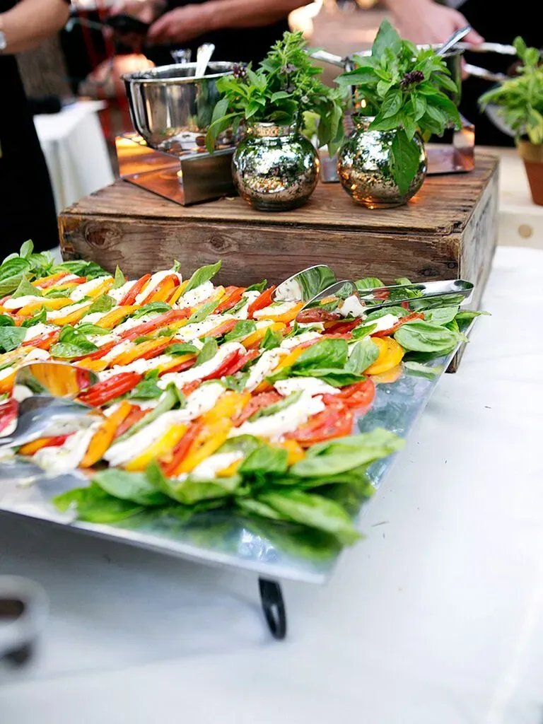 Planning for a Seamless Wedding Buffet Experience