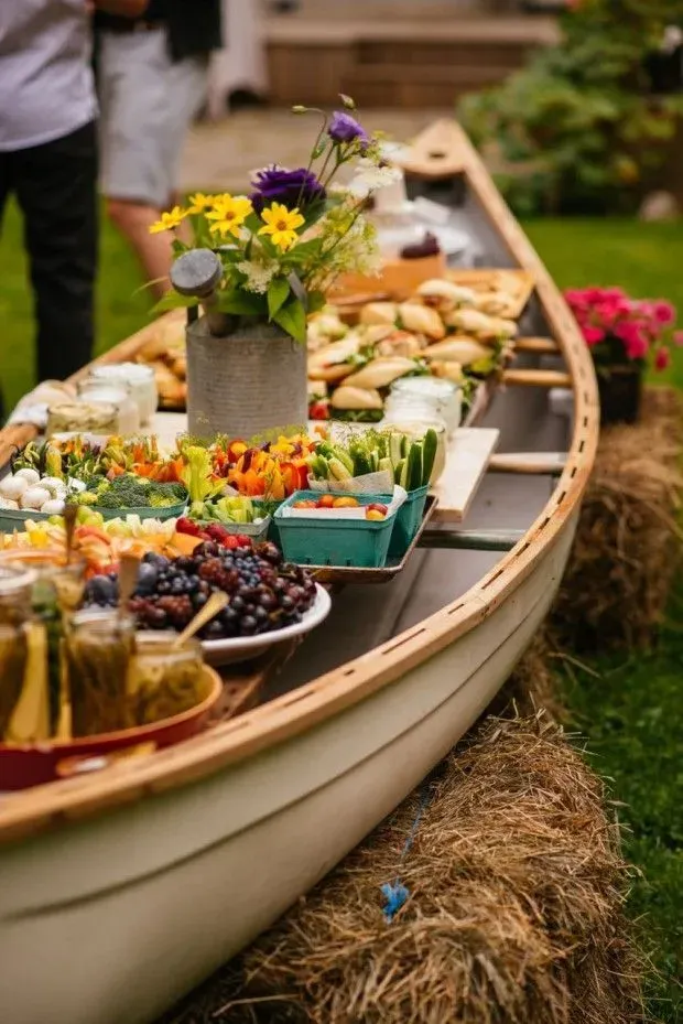 Practical Steps for Setting Up Your Wedding Buffet Display Table