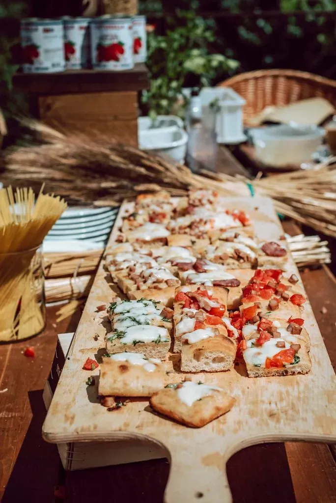 Starting with the Spread: The Italian Wedding Buffet Menu Aperitivo