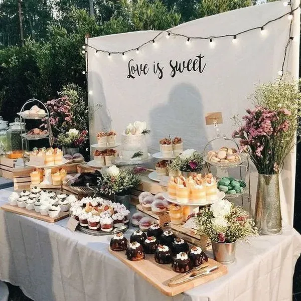 Sweet Endings: Desserts and Drinks for the Outdoor Buffet