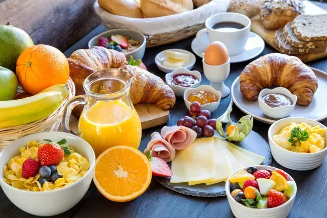 What Exactly is a Petit Dejeuner Idee Brunch Buffet?